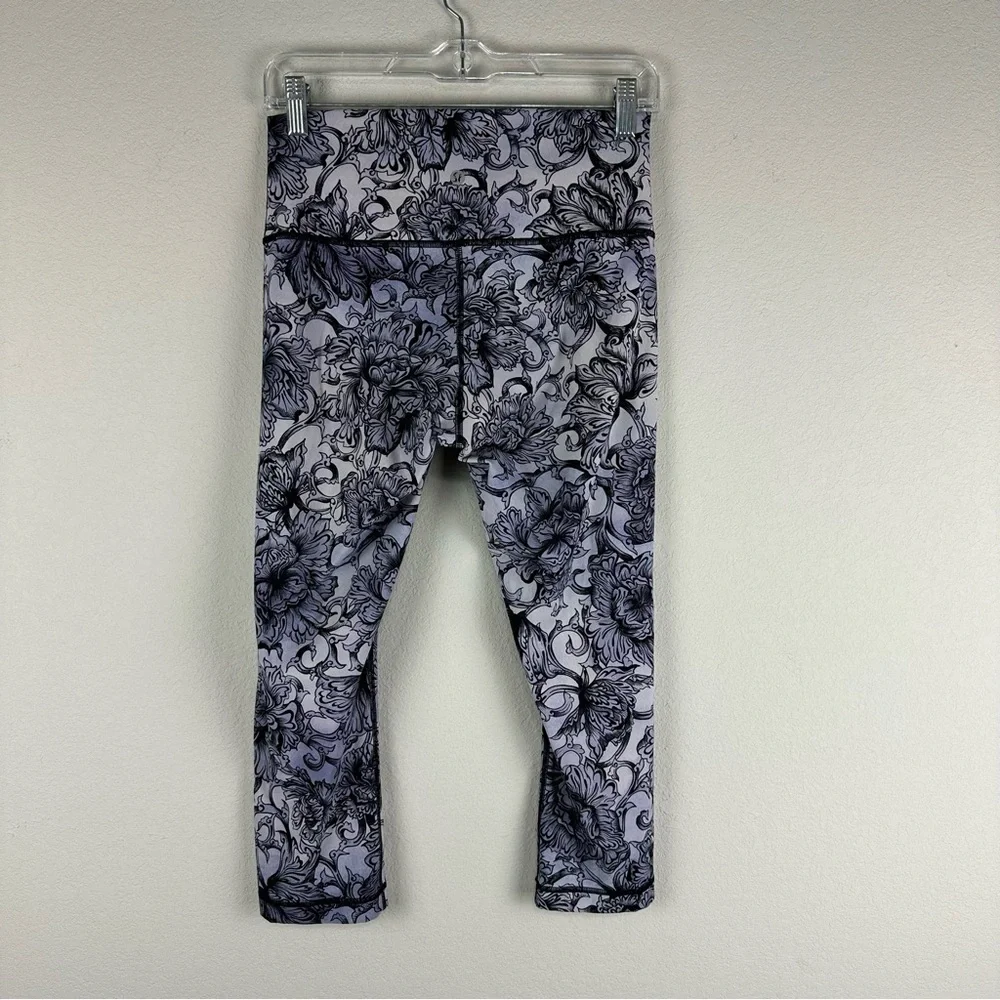 Lululemon Hanakotoba Starlight Gray Black Floral Wunder Under Crop Leggings 8